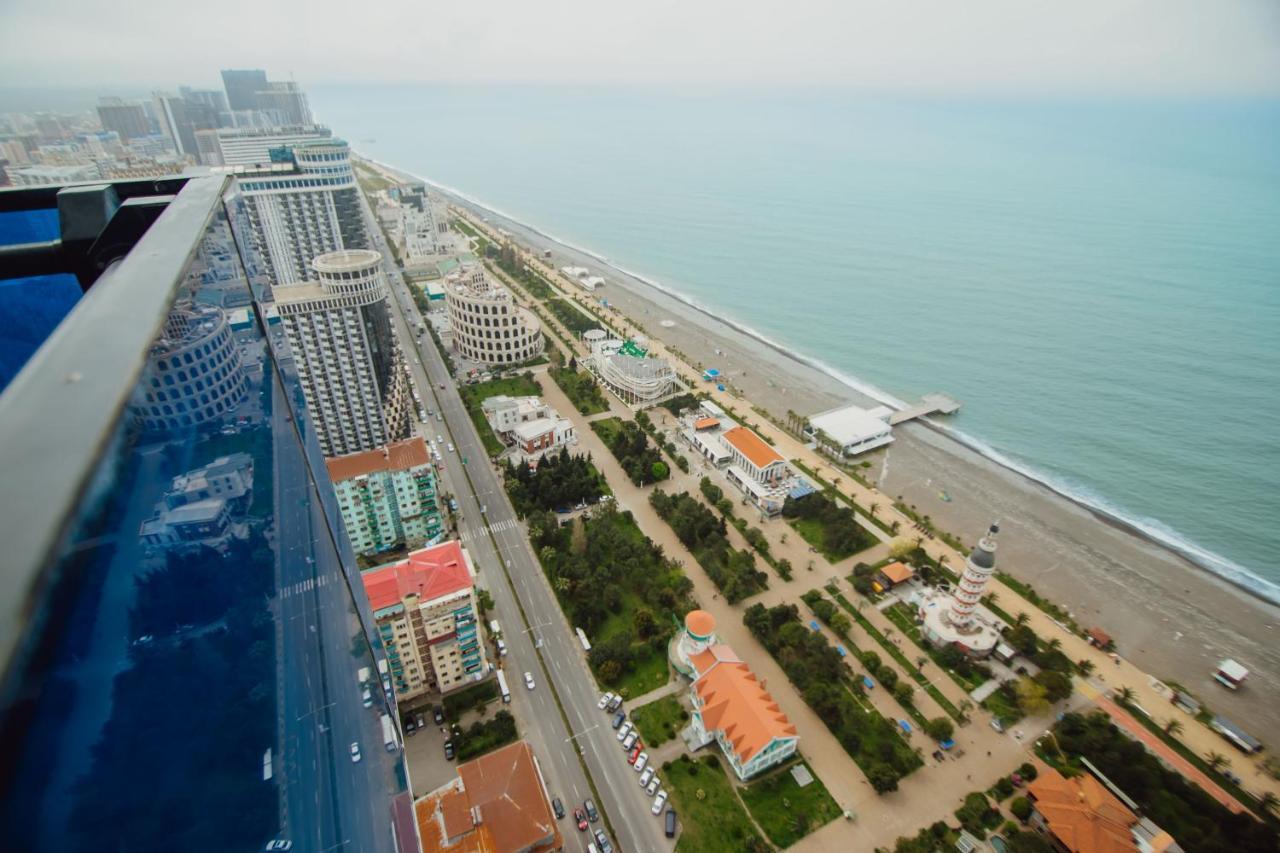 Premium Aparthotel With Sea View Batoumi Extérieur photo