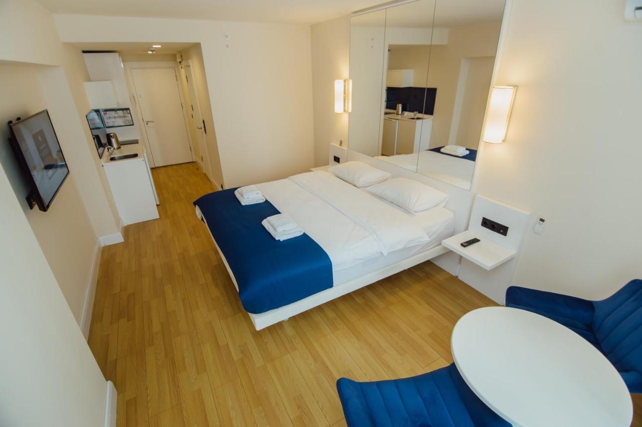 Premium Aparthotel With Sea View Batoumi Extérieur photo