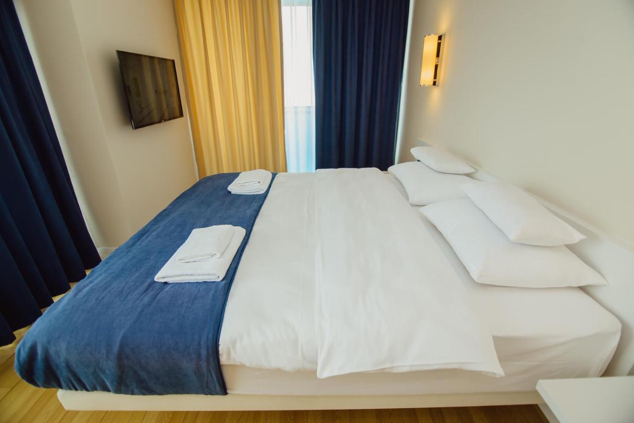 Premium Aparthotel With Sea View Batoumi Extérieur photo