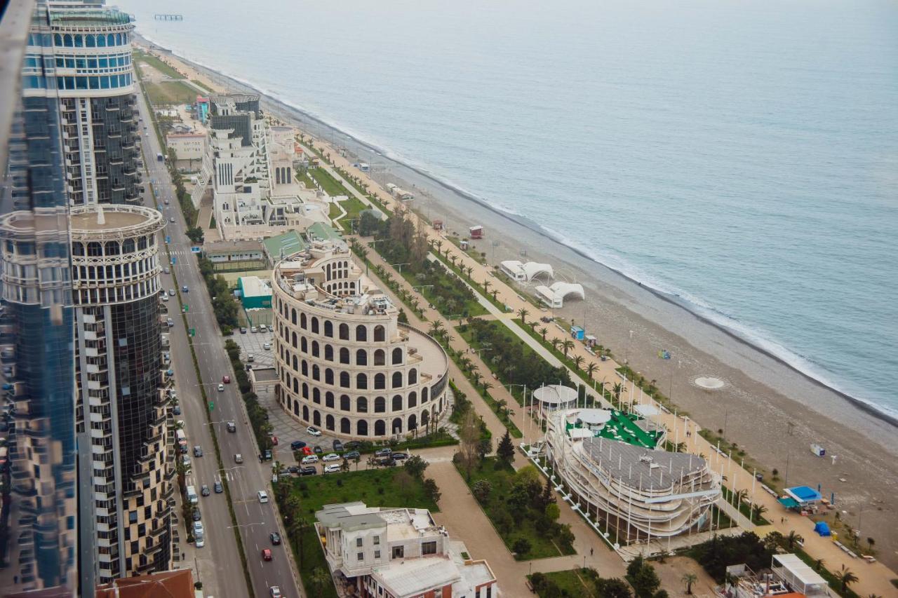Premium Aparthotel With Sea View Batoumi Extérieur photo