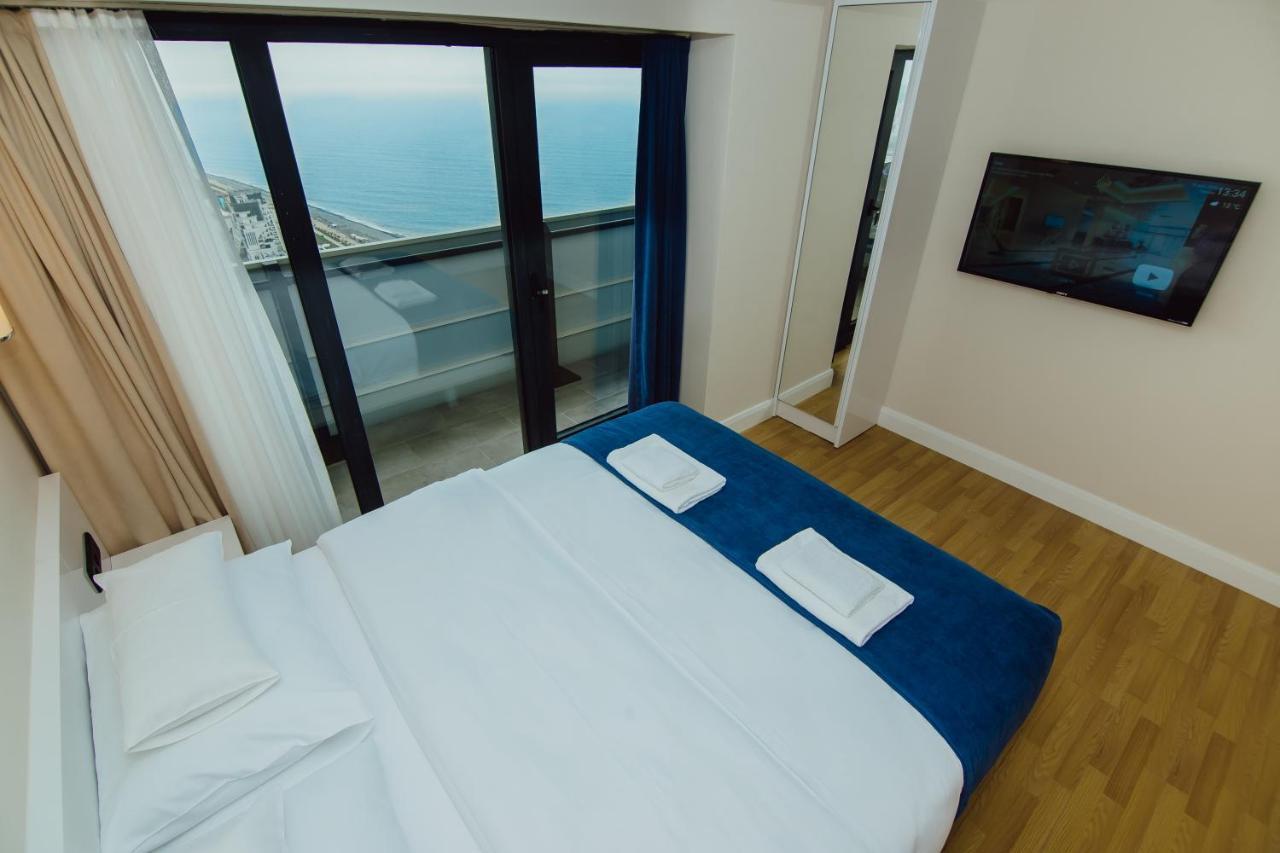 Premium Aparthotel With Sea View Batoumi Extérieur photo