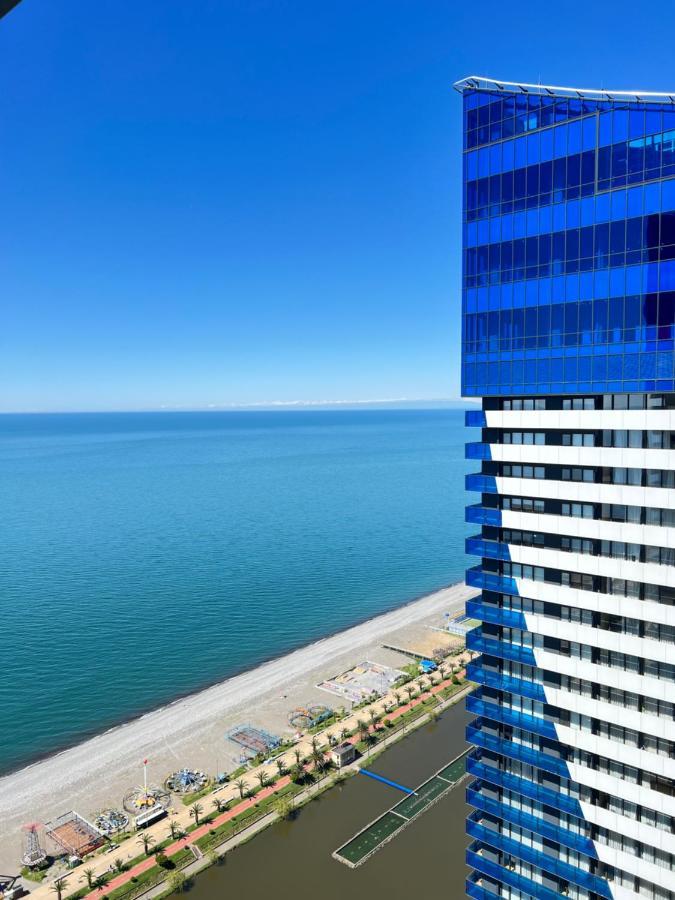Premium Aparthotel With Sea View Batoumi Extérieur photo