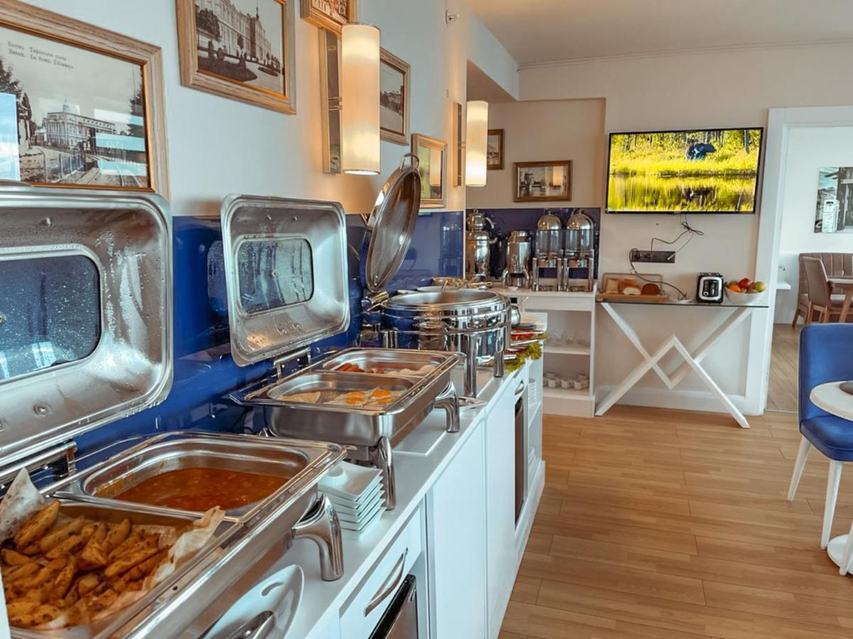 Premium Aparthotel With Sea View Batoumi Extérieur photo